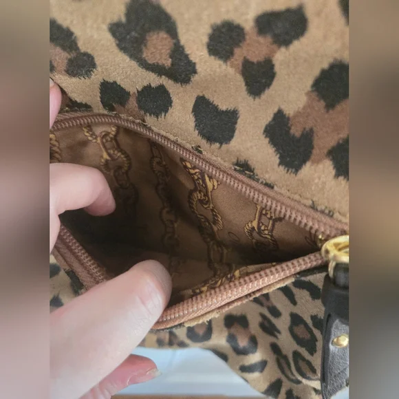 Tignanella cheetah print purse - Picture 8 of 10